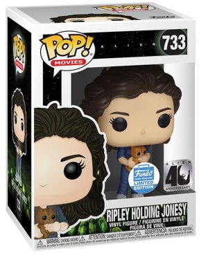 Pop Figurine Pop Ripley holding Jonesy (Alien) Figurine in box
